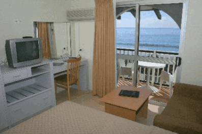 Don Pancho Beach Resort - Accommodation Sunshine Coast 2