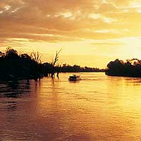 Matahari Houseboats - Accommodation Sunshine Coast 4