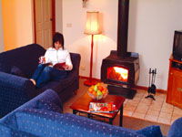 Halls Gap Log Cabins - Accommodation Sunshine Coast 1