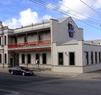 Mitchell River Tavern - Accommodation Sunshine Coast