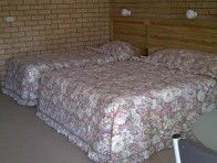 Aaron Inn Motel - Accommodation Sunshine Coast 0