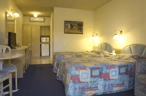 In Town Motor Inn - Accommodation Sunshine Coast 2
