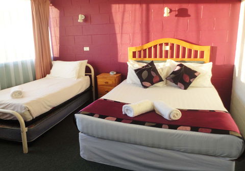 Town Palms Motel - Accommodation Sunshine Coast 2