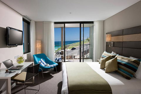 Novotel Newcastle Beach - Accommodation Sunshine Coast 0