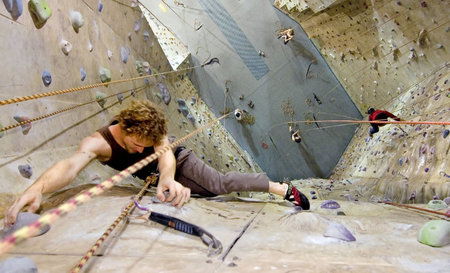 Cliffhanger Climbing Gym - Accommodation Sunshine Coast 2