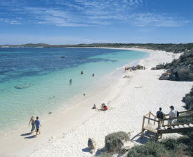 Salmon Bay - Accommodation Sunshine Coast 0