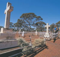 Old Pioneer Cemetery Coolgardie - Accommodation Sunshine Coast