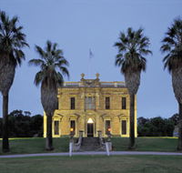Martindale Hall - Accommodation Sunshine Coast