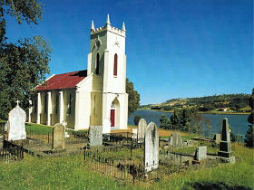 St Matthias Anglican Church - Accommodation Sunshine Coast 0