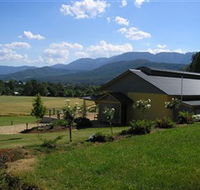 Ringer Reef Winery - Accommodation Sunshine Coast