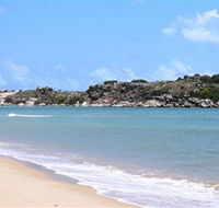 Dhamitjinya East Woody Island and Galaru East Woody Beach - Accommodation Sunshine Coast
