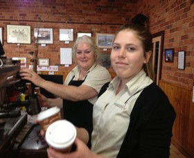 Breretons Bakery And Coffee Lounge - Accommodation Sunshine Coast 3