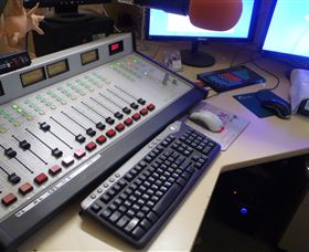 Peak Hill FM Community Radio Station - Accommodation Sunshine Coast 0