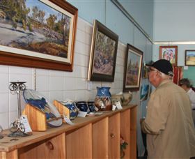 Peak Hill Art Gallery - Accommodation Sunshine Coast 1