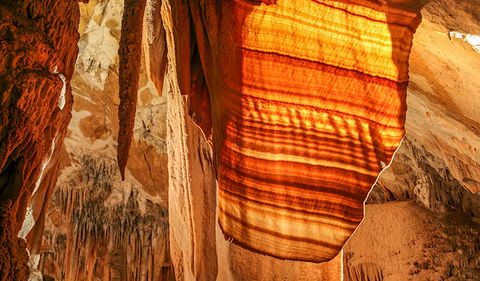 Junction Cave - Accommodation Sunshine Coast 2