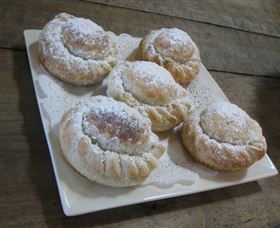 Kangaroo Valley Pie Shop - Accommodation Sunshine Coast 3
