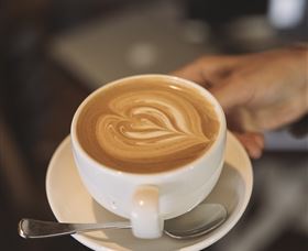 Estabar Gelati And Espresso Bar - Accommodation Sunshine Coast 1