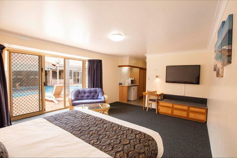 Comfort Inn Bay Of Isles - Accommodation Sunshine Coast 6