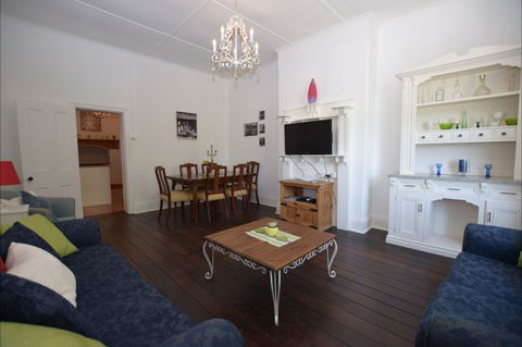 The Provincial - Accommodation Sunshine Coast 3