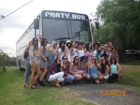 R & R Bus And Leisure Hire - Accommodation Sunshine Coast 0