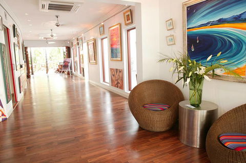 Barefoot Art Food Wine - Accommodation Sunshine Coast 0