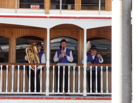 Brisbane River Lunchtime Cruise - Accommodation Sunshine Coast 2