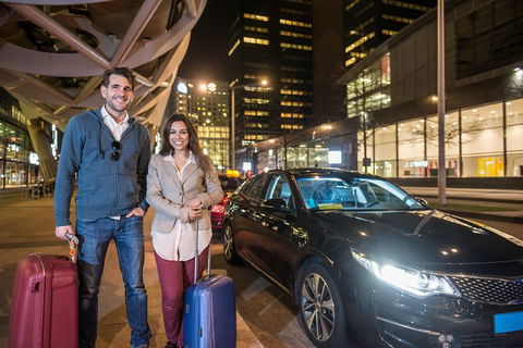 Cairns Airport (CNS) Arrival Transfer (Airport To Port Douglas Hotel Or Address) - Accommodation Sunshine Coast 2
