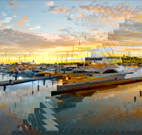 Gladstone Marina - Accommodation Sunshine Coast