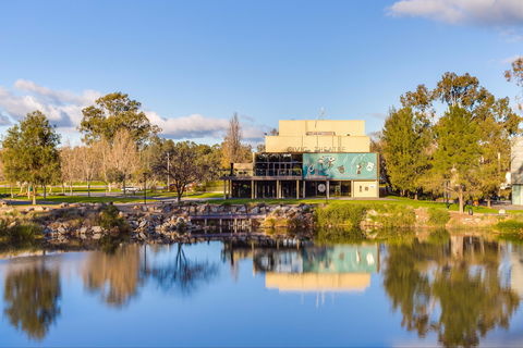Wagga Wagga Civic Theatre - Accommodation Sunshine Coast 1
