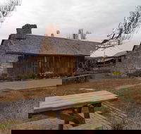Early Settlers Hut - Accommodation Sunshine Coast