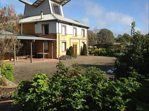 HIRL Hamilton Institute Of Rural Learning - Accommodation Sunshine Coast 0