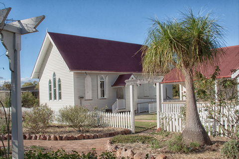 Ringsfield House, Nanango - Accommodation Sunshine Coast 2