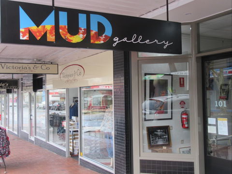 MUD Gallery - Accommodation Sunshine Coast 0