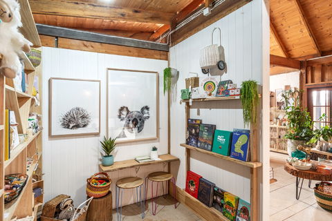 Fetch - Accommodation Sunshine Coast 1