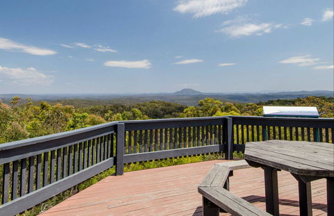 Finchley Lookout - Accommodation Sunshine Coast 0