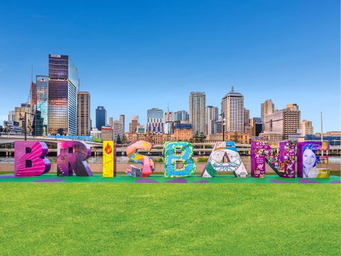BRISBANE Sign - Accommodation Sunshine Coast 0