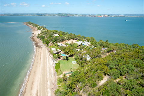 Quoin Island - Accommodation Sunshine Coast 0
