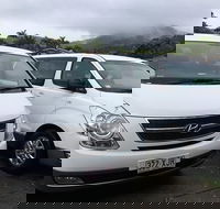 IMAX Private Transfer 7 Guests Cairns Airport to Hotels in Cairns City - Accommodation Sunshine Coast