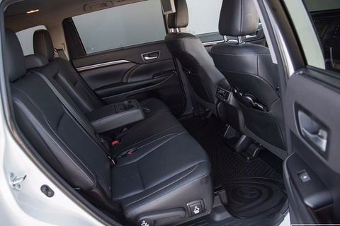 Brisbane Airport To Sunshine Coast Private Transfer - 4 Seat Vehicle - Accommodation Sunshine Coast 1