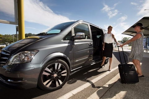 Brisbane Airport To Sunshine Coast Private Transfer - 4 Seat Vehicle - Accommodation Sunshine Coast 5