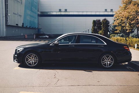 Departure Private Transfers: Adelaide To Adelaide Airport ADL In Business Car - Accommodation Sunshine Coast 0