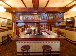 Fortune Of War Hotel - Accommodation Sunshine Coast 0