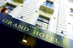 Grand Hotel - Accommodation Sunshine Coast 1