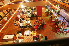 Hillside Hotel - Accommodation Sunshine Coast 2