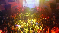 Q Bar - Accommodation Sunshine Coast 2
