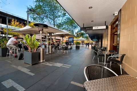 Ship Inn - Accommodation Sunshine Coast 0