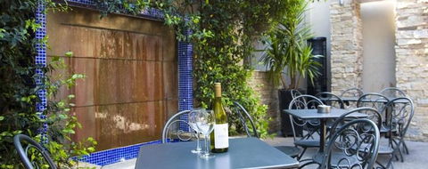 Prince Patrick Hotel - Accommodation Sunshine Coast 5