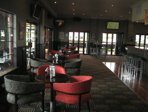 Cleveland Tavern - Accommodation Sunshine Coast 8