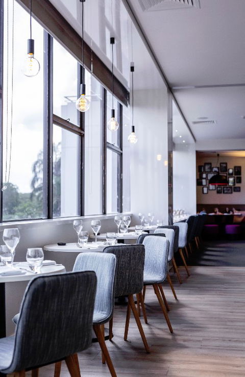 MRepublic Restaurant, Bar And Lounge - Accommodation Sunshine Coast 5
