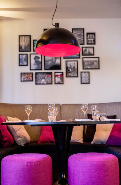 MRepublic Restaurant, Bar And Lounge - Accommodation Sunshine Coast 6